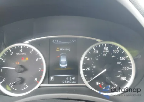 2016 Nissan Sentra Sr z USA, uszkodzony, nr VIN 3N1AB7AP6GY220068